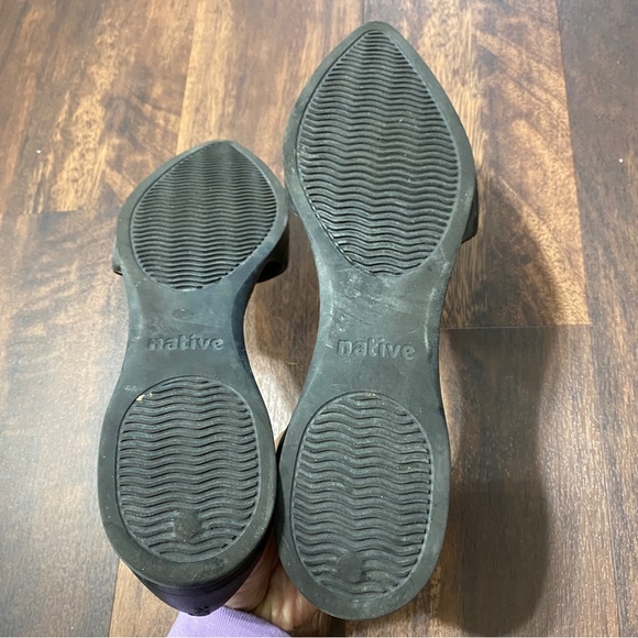 Native black rubber pointed toe with no side easy access shoe - Picture 3 of 5